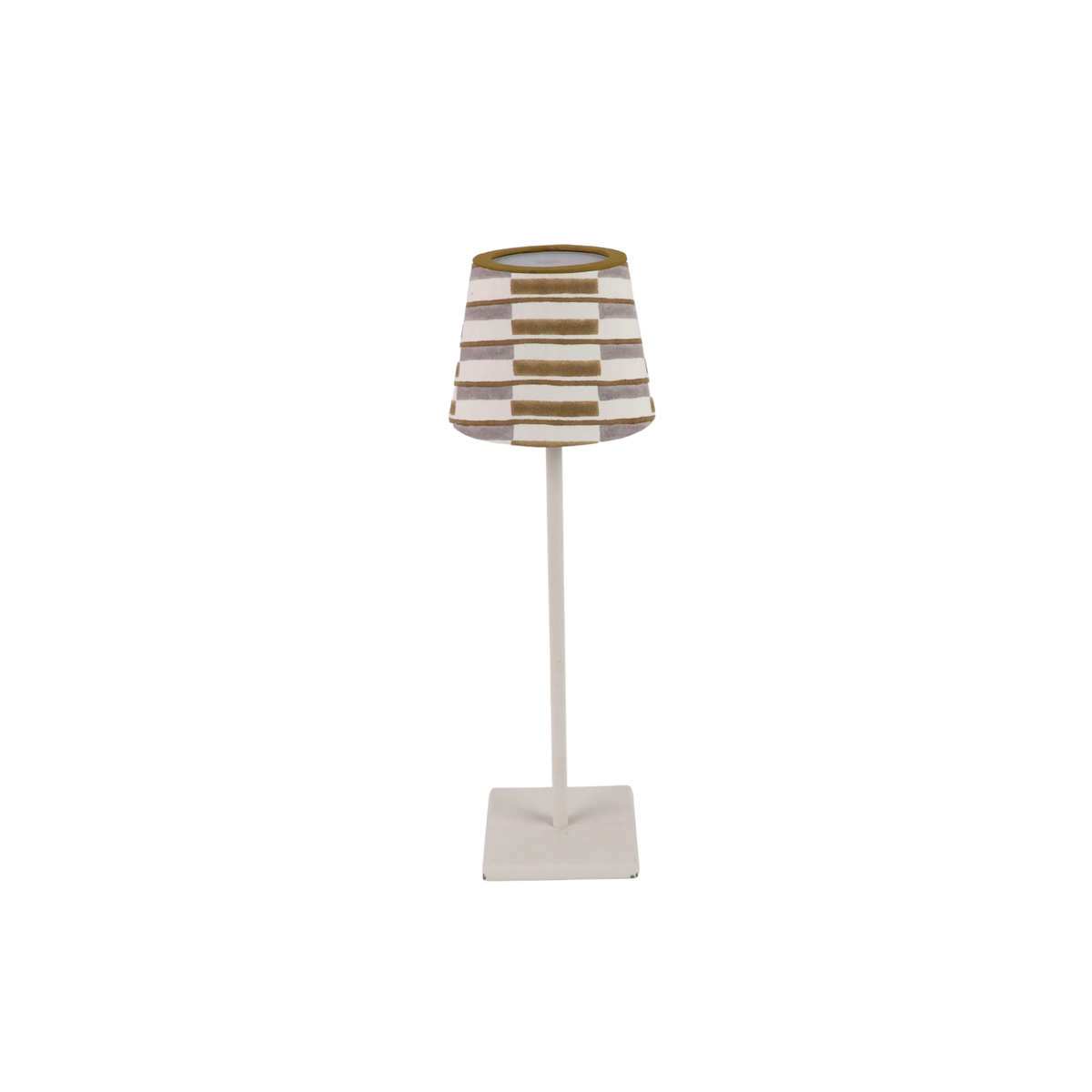 Camille Lampshade, Sand
