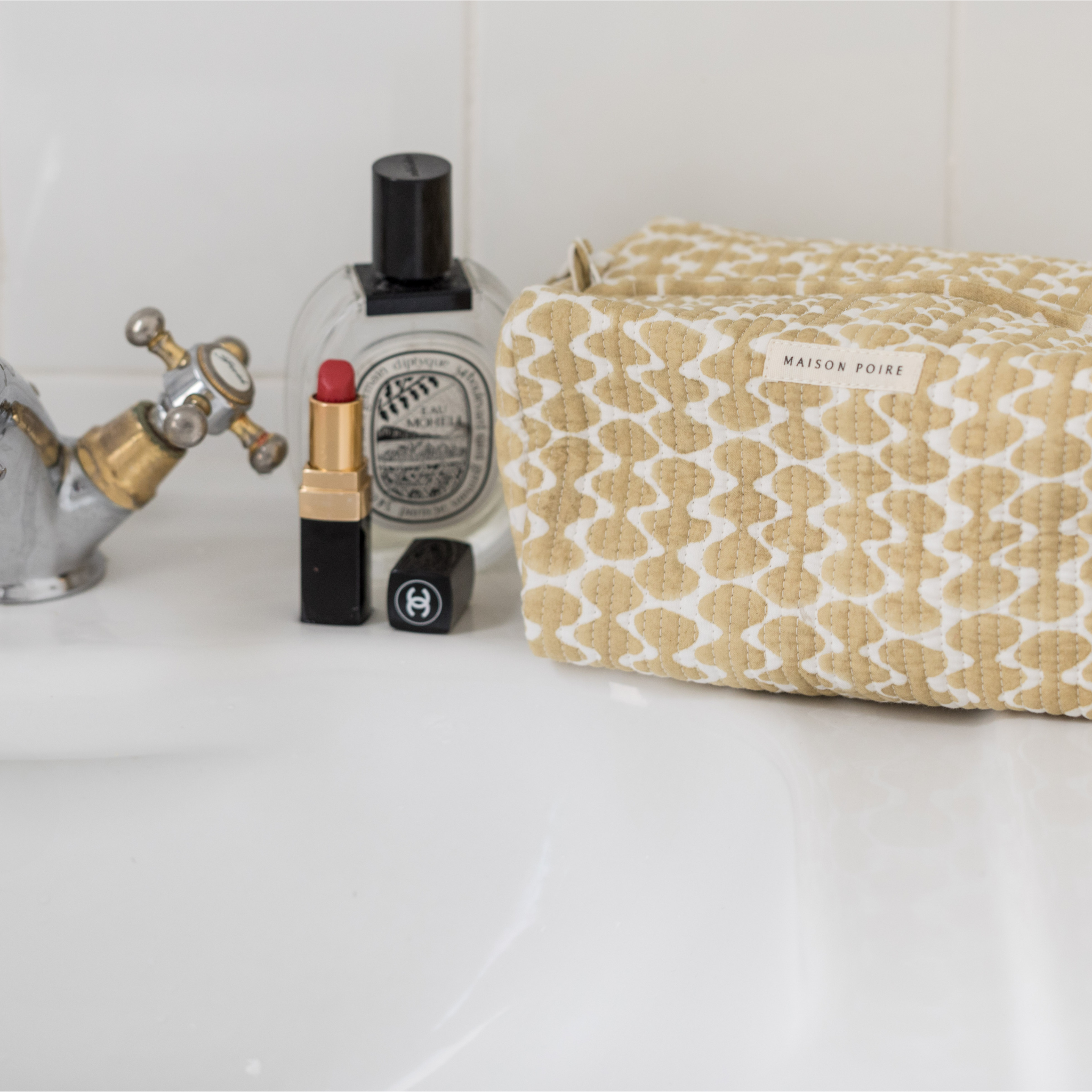 Agnes Small Toiletry Bag, Beige