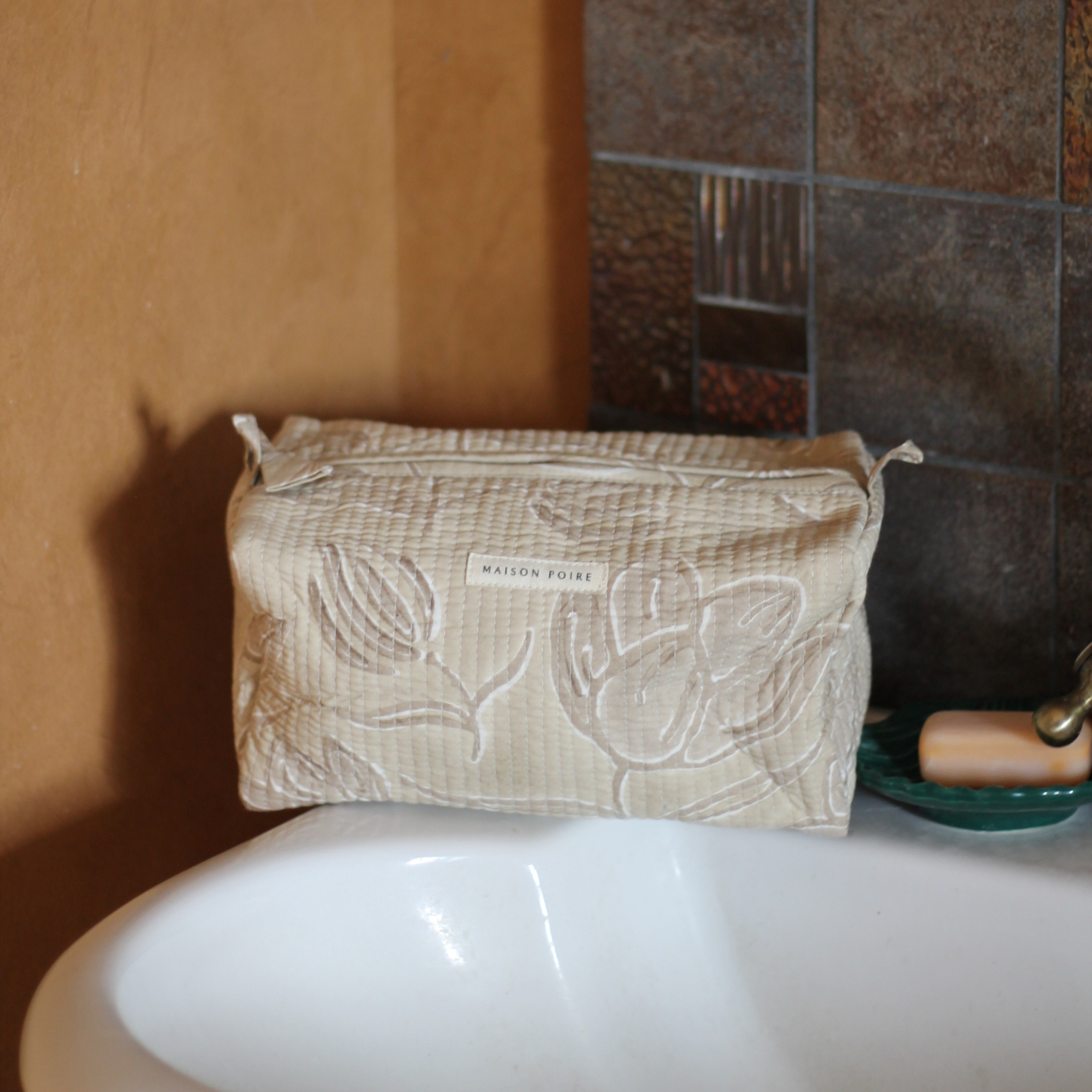 Astrid Toiletry Bag, Sand