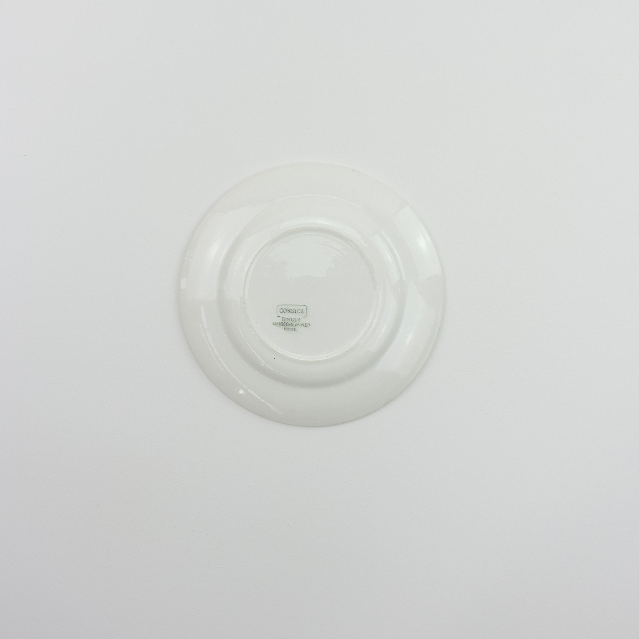 Assiette florale moderne