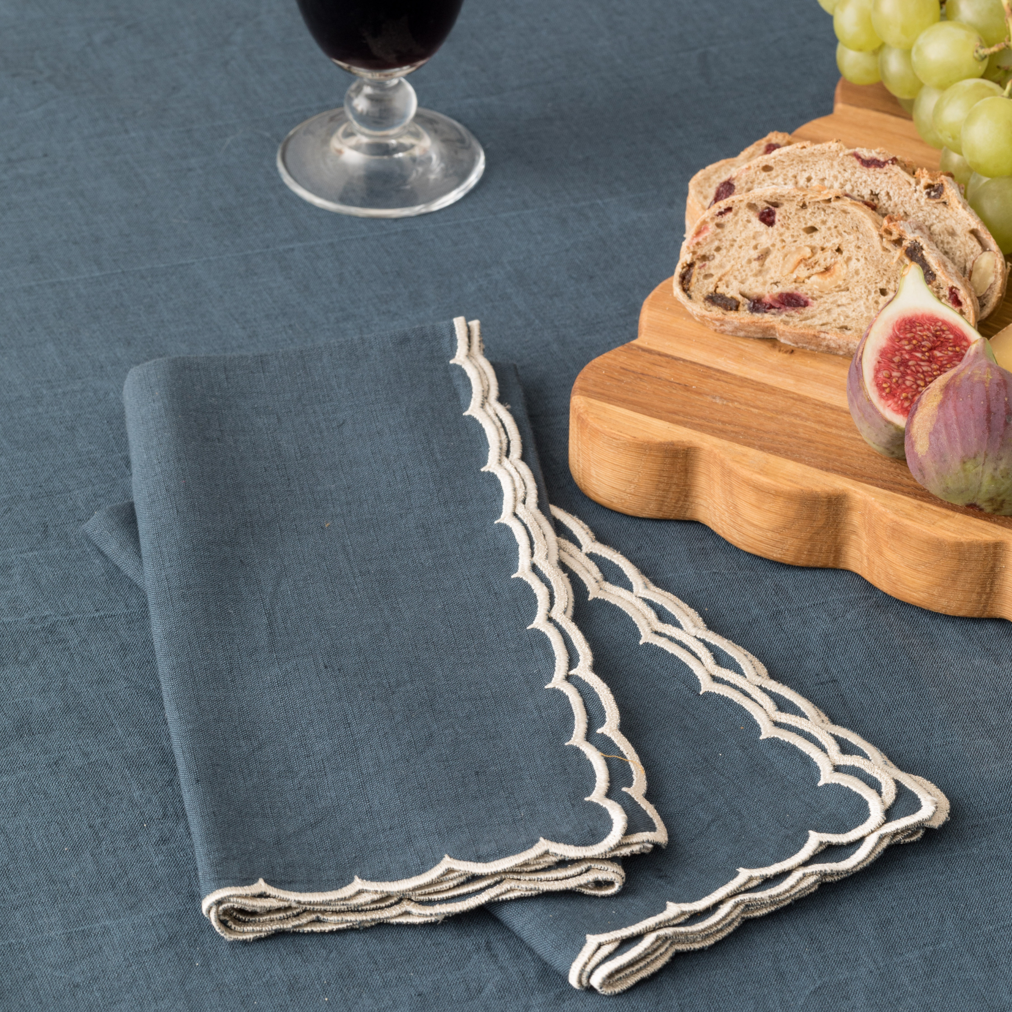 Serviette de Table Bleue à bord festonné