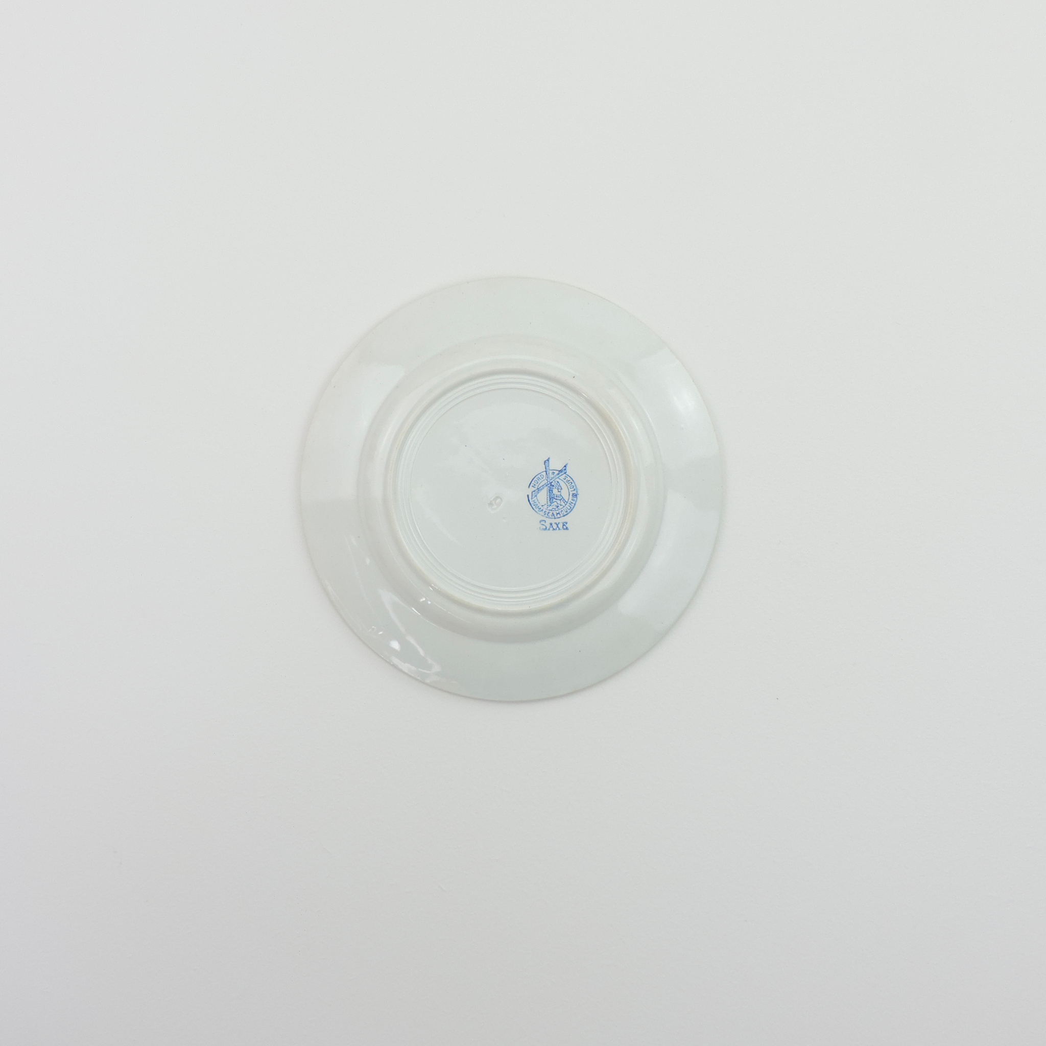 Assiette vintage avec flocon de neige bleu