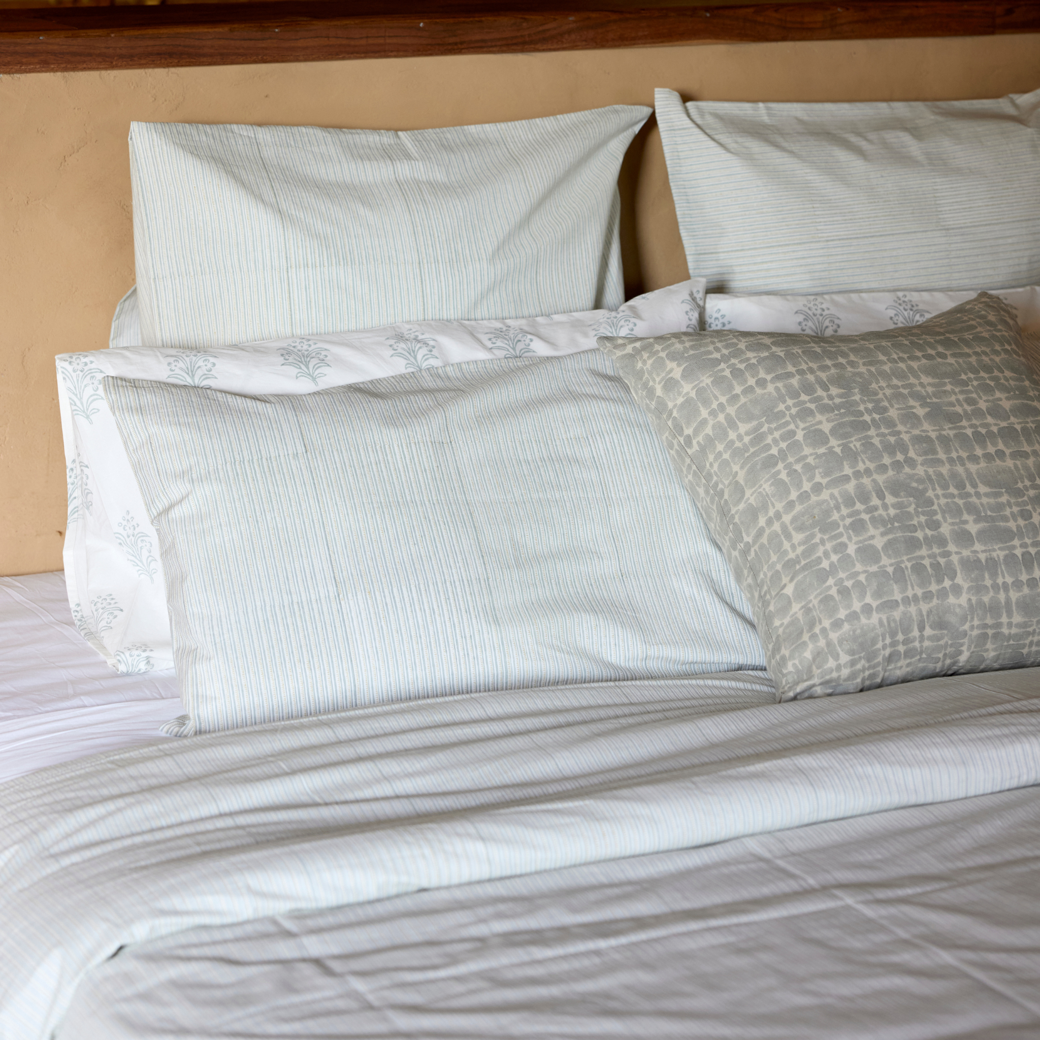 Housse de Coussin Pierre, Brume Bleue