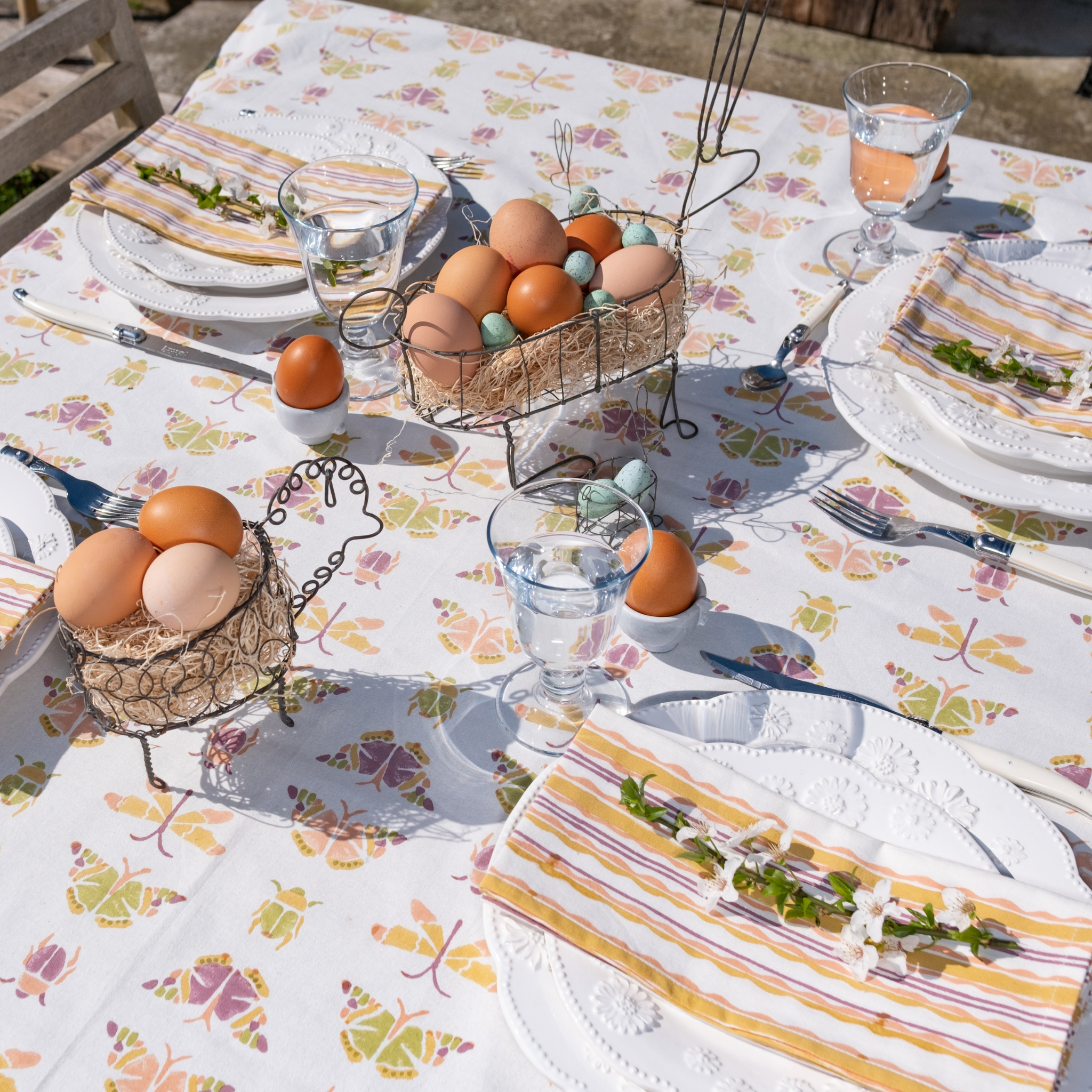 Nappe Insectes, Violette