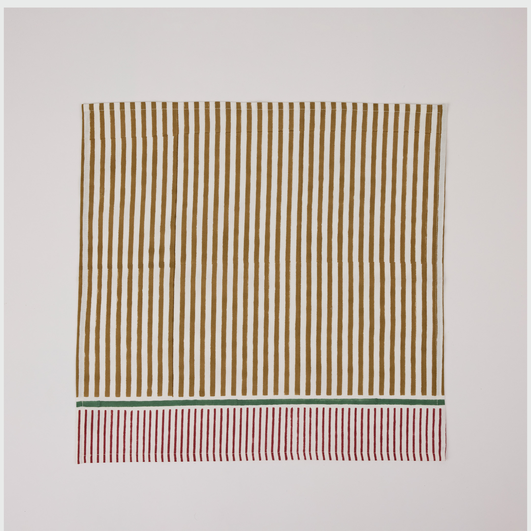 Serviette à rayures, tabac